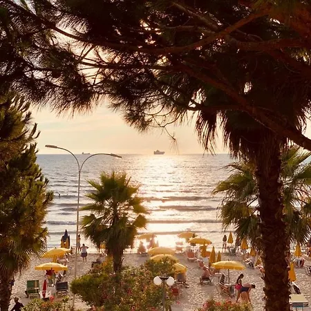 Apartman Mali I Robit Beachfront *