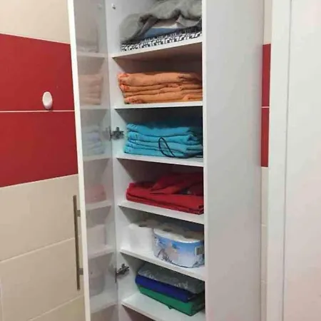 Mali I Robit Beachfront Apartmán Golem (Tirana)