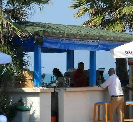 Mali I Robit Beachfront Appartement
