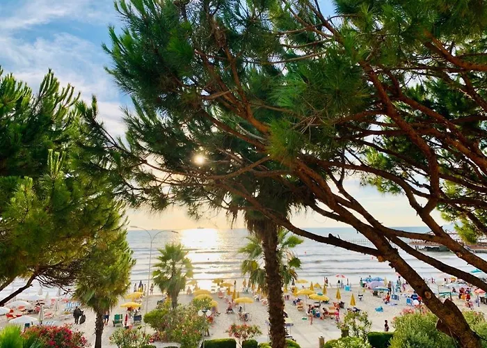 Lejlighed Mali I Robit Beachfront